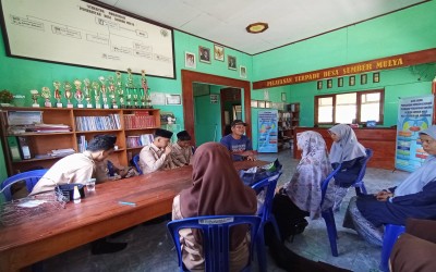 Awali Ekspedisi Jildi Ke-34 di Tahun 2025, Tim Madrasah Berbagi MTsN 2 Mukomuko Salurkan Bantuan Sembako di Desa Sumber Mulya