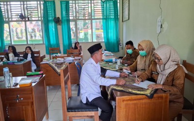 MTsN 2 Mukomuko dan Puskesmas Bukit Mulya Bersinergi Gelar Pemeriksaan Kesehatan Gratis