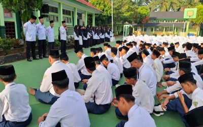 Halal Bihalal MTsN 2 Mukomuko Pererat Silaturahmi di Hari Pertama Masuk Sekolah